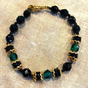 Gorgeous Black bead bracelet, Vintage beads